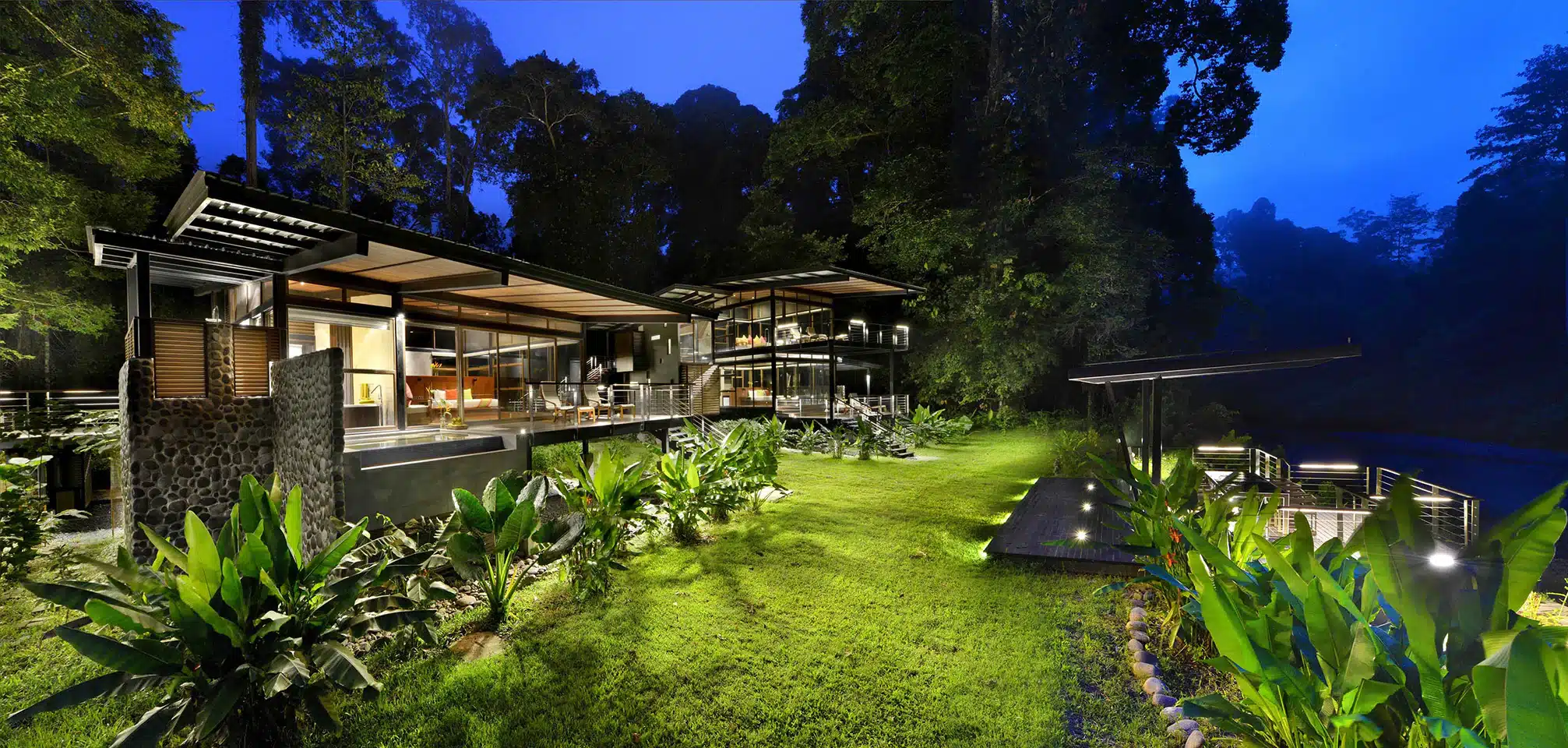 Malaysia - Borneo Rainforest Lodge - At Night