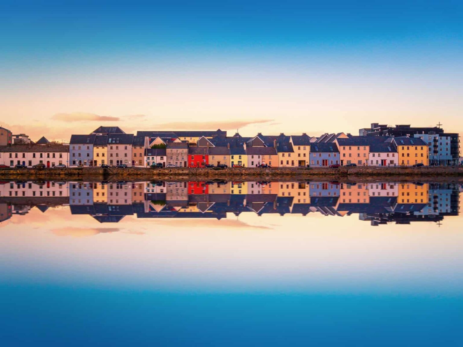 p.27-48-Hours-in-Galway-Galway-Houses-Shutterstock