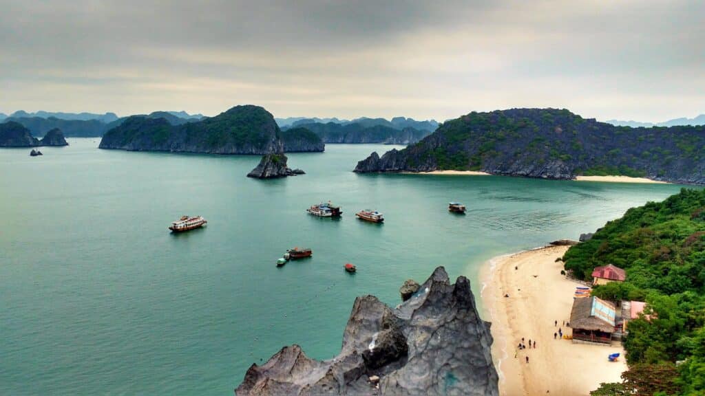 Vietnam - Ha Long Bay