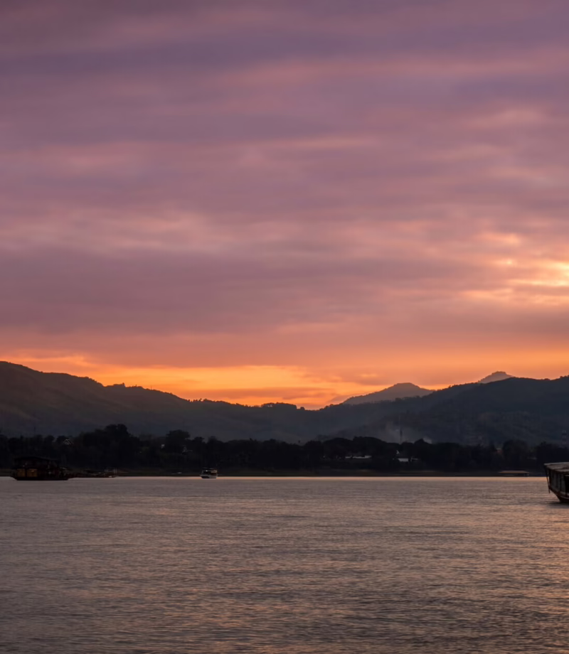 Mekong Sunset Cruise, Laos