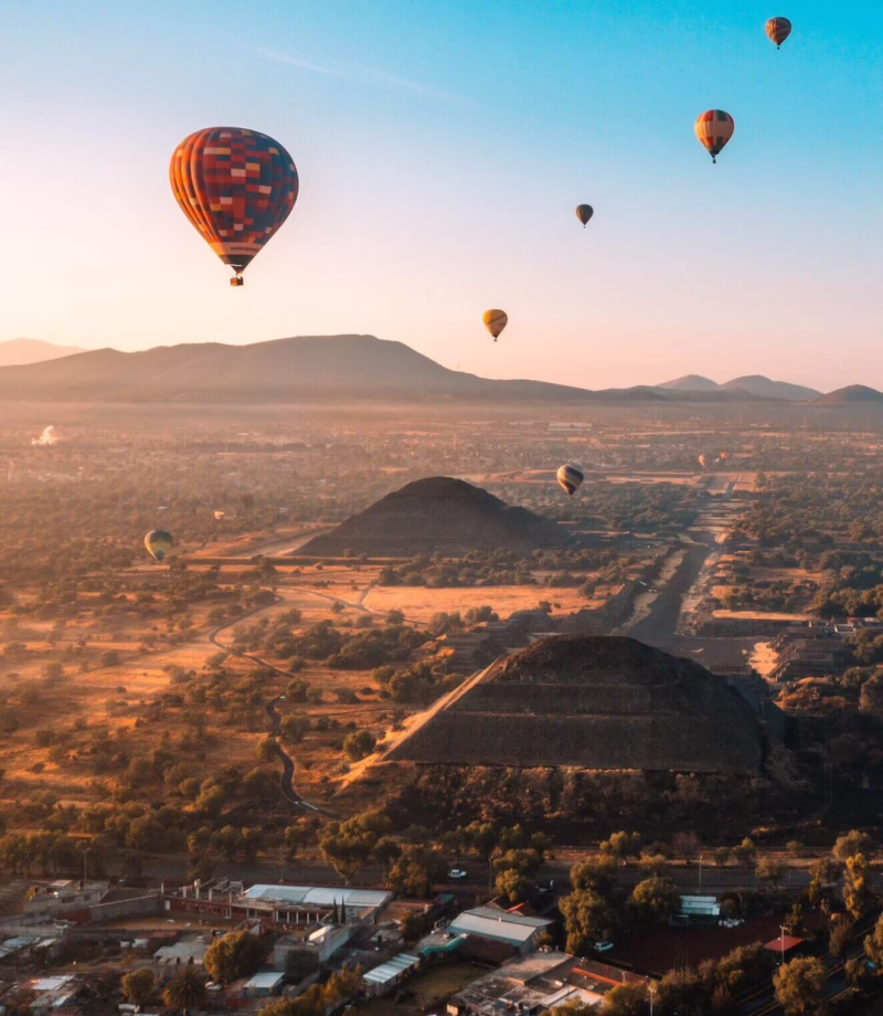 Teotihuacan Hot Air Balloon, Mexico