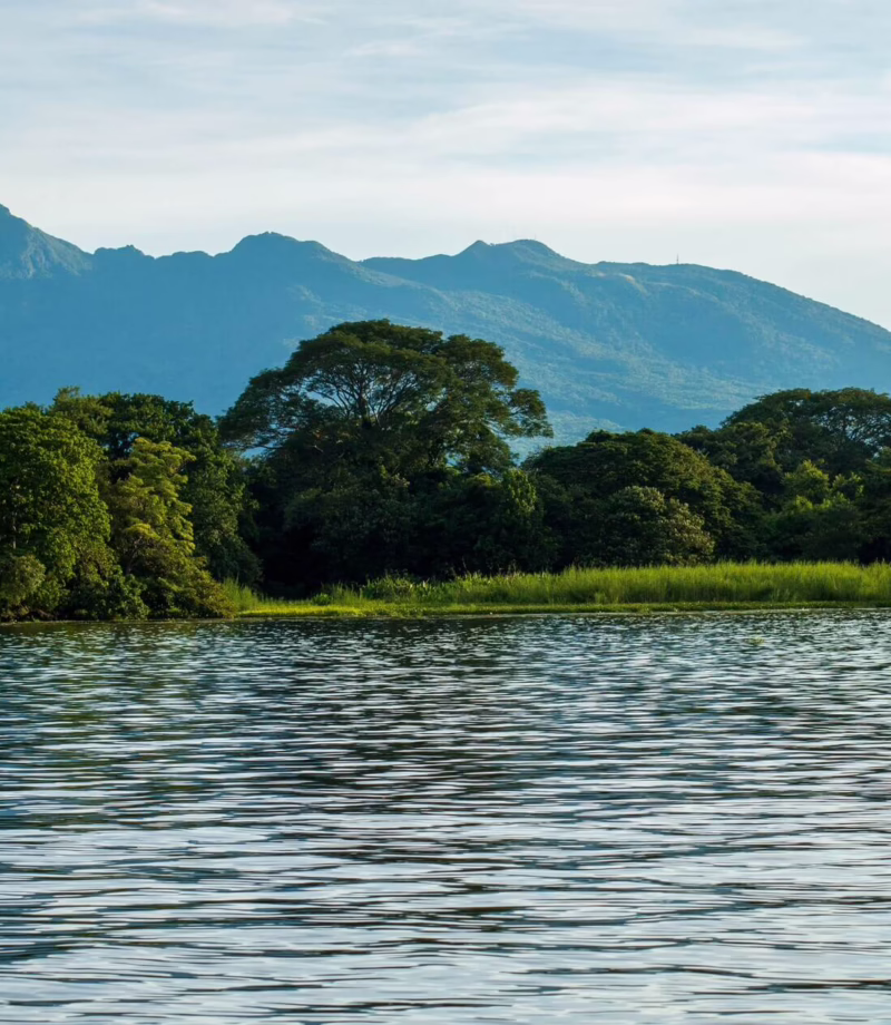 Lake Nicaragua Kayaking, Nicaragua
